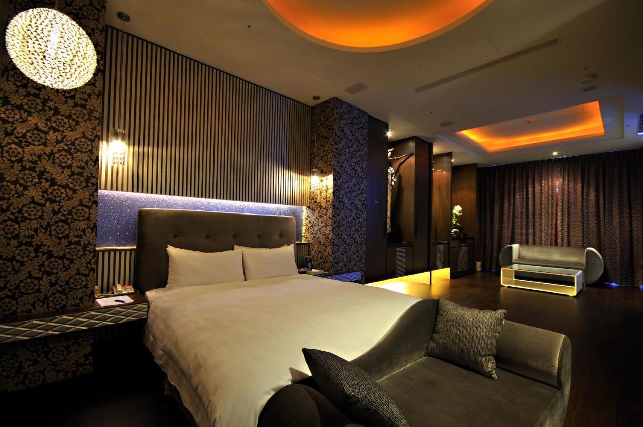 Yilan Dubai Motel מראה חיצוני תמונה