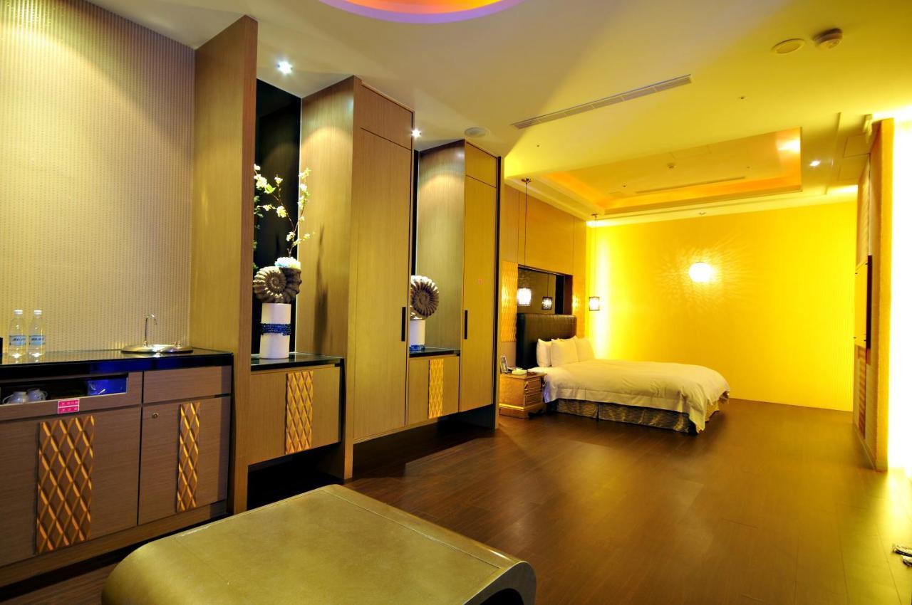 Yilan Dubai Motel מראה חיצוני תמונה