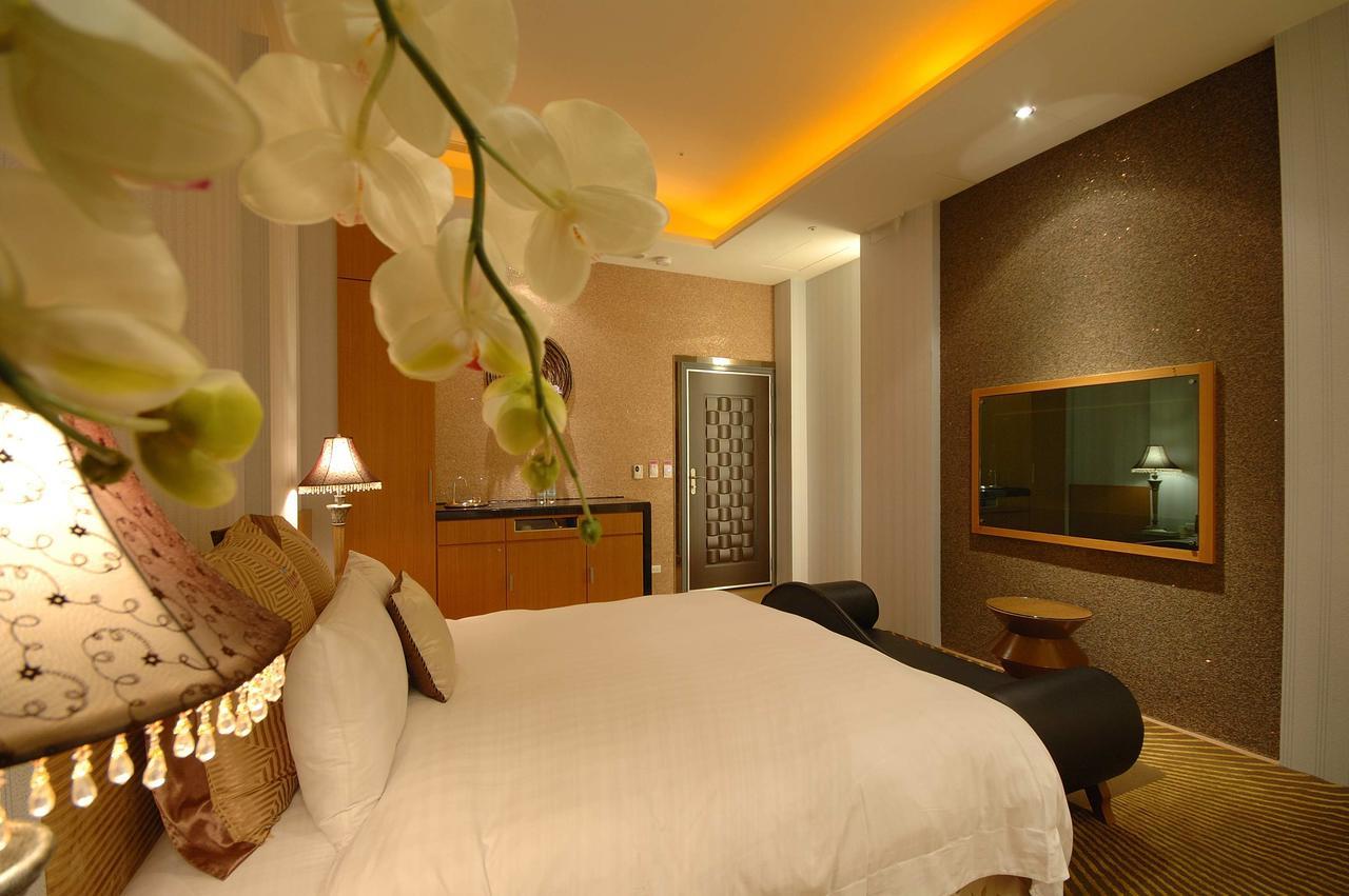Yilan Dubai Motel מראה חיצוני תמונה